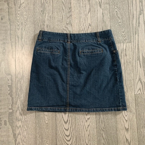 Denim Skirt👗👒 - Picture 4 of 4